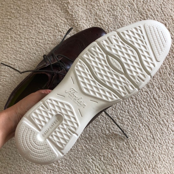 New Men’s Florsheim wingtip dress shoes main image 4